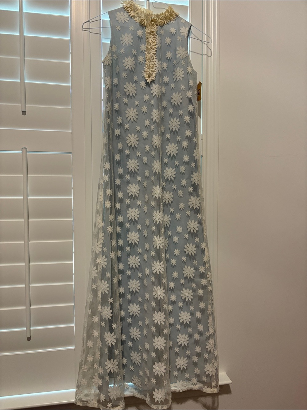 Vintage Sleeveless Light Blue Maxi Dress with Daisy Appliqué Lace overlay XS